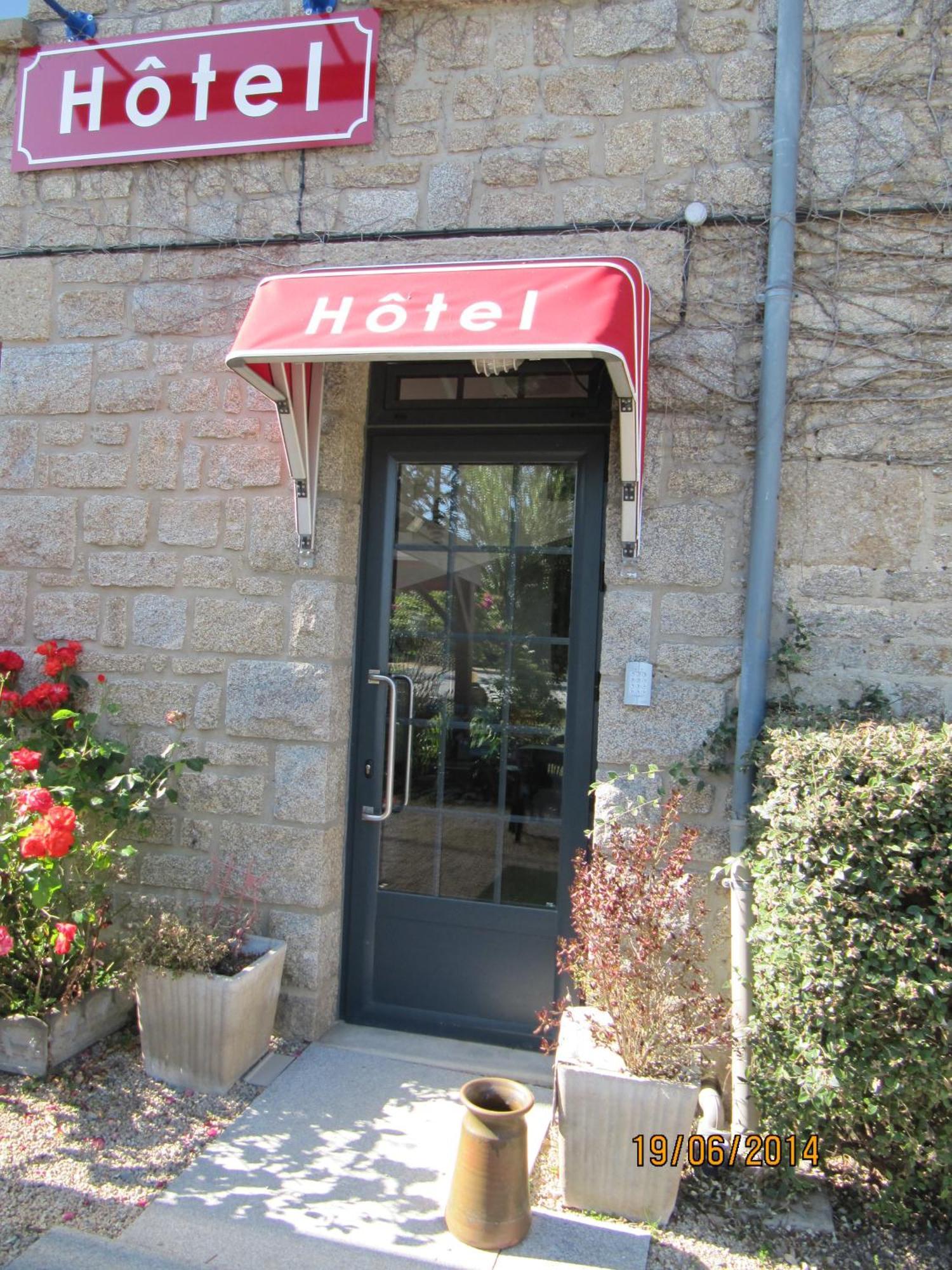 Auberge Le Guinefort Léhon Buitenkant foto