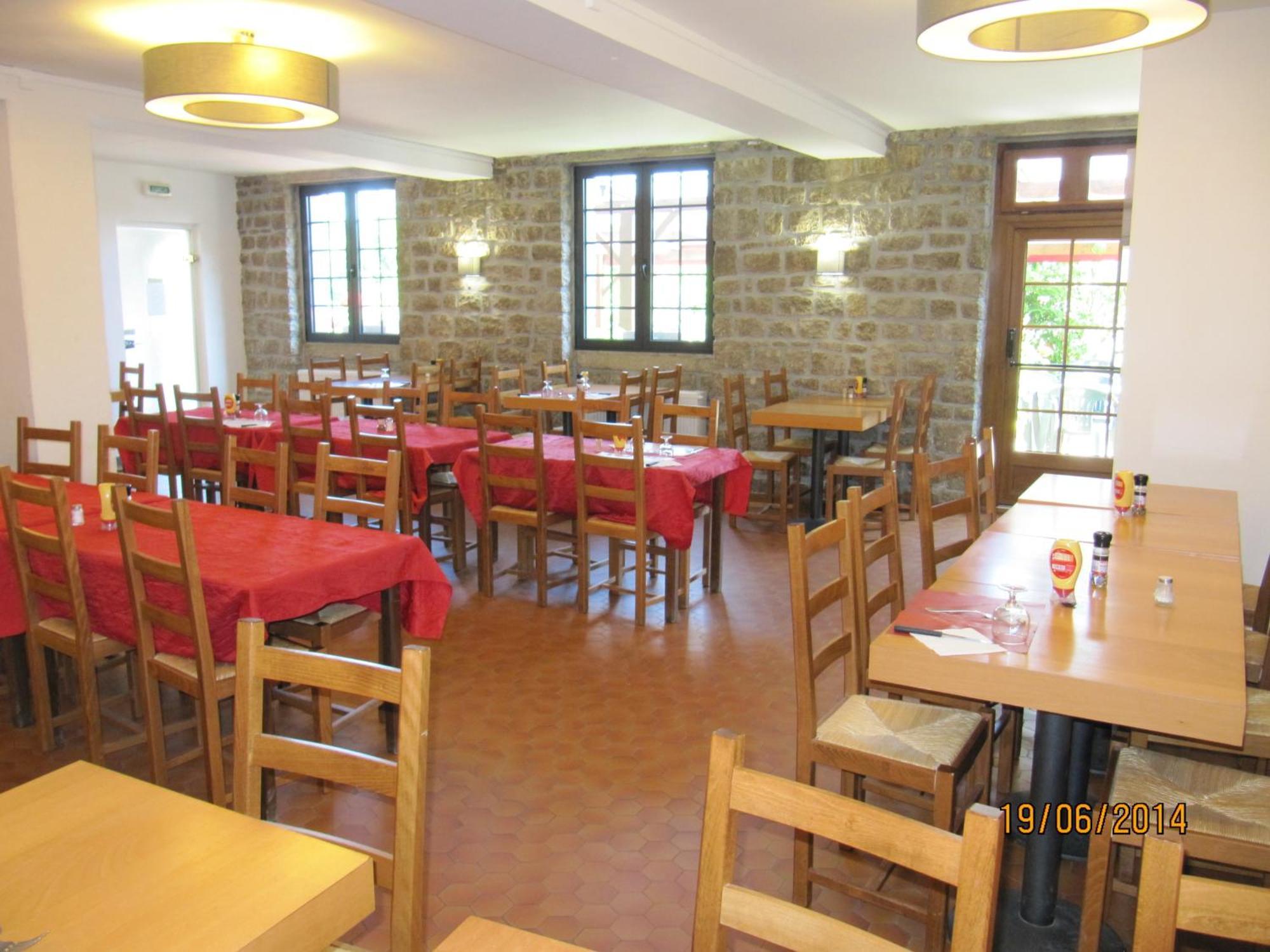 Auberge Le Guinefort Léhon Buitenkant foto